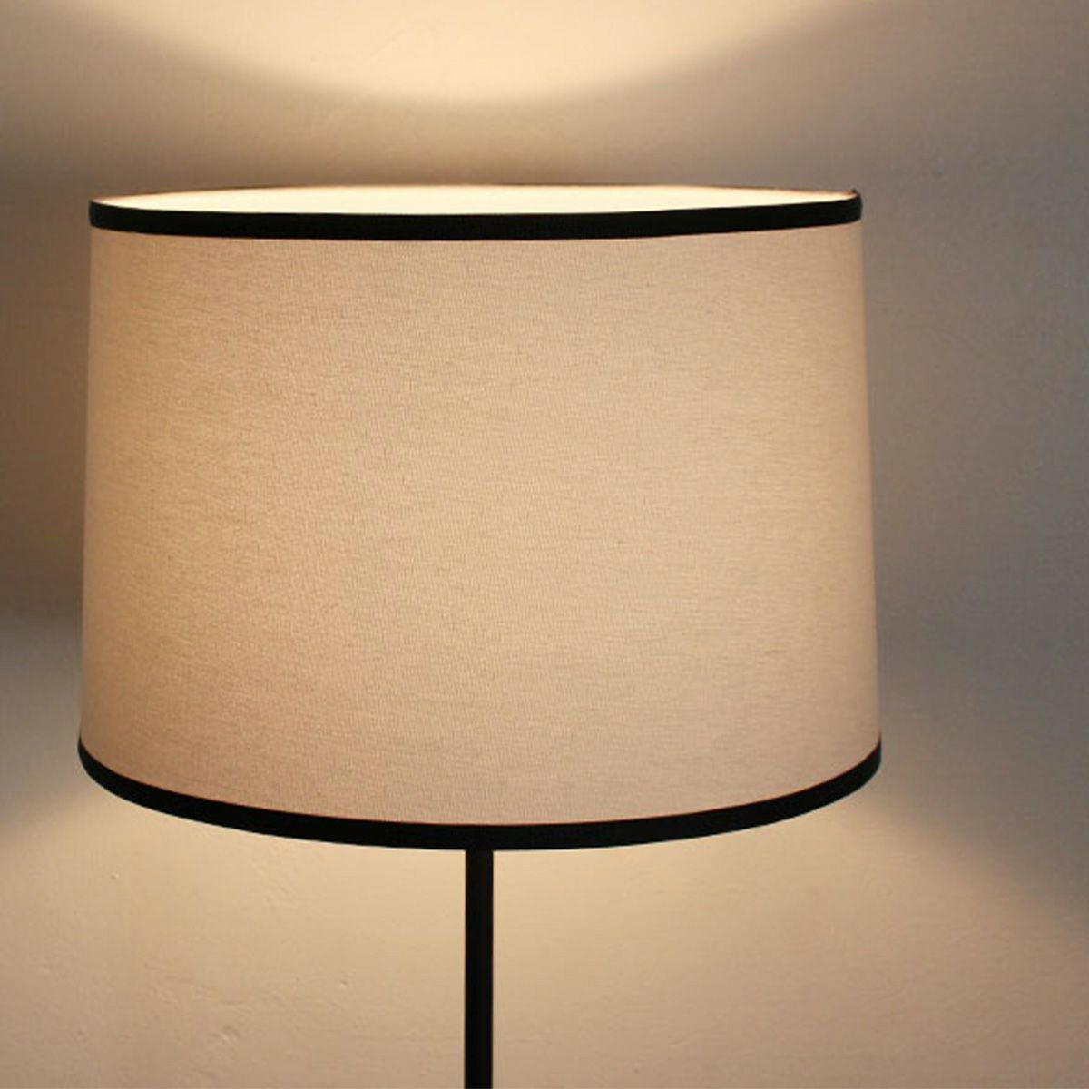 ミトラス / フロアライト 照明 | オーダーカーペット・ラグのFROM FLOOR