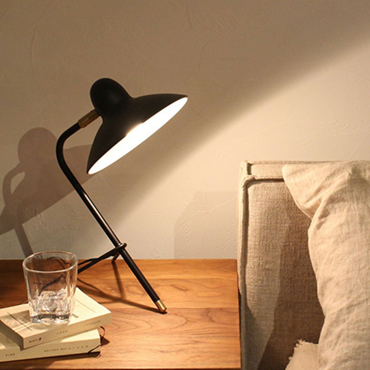 アルム / テーブルライト01