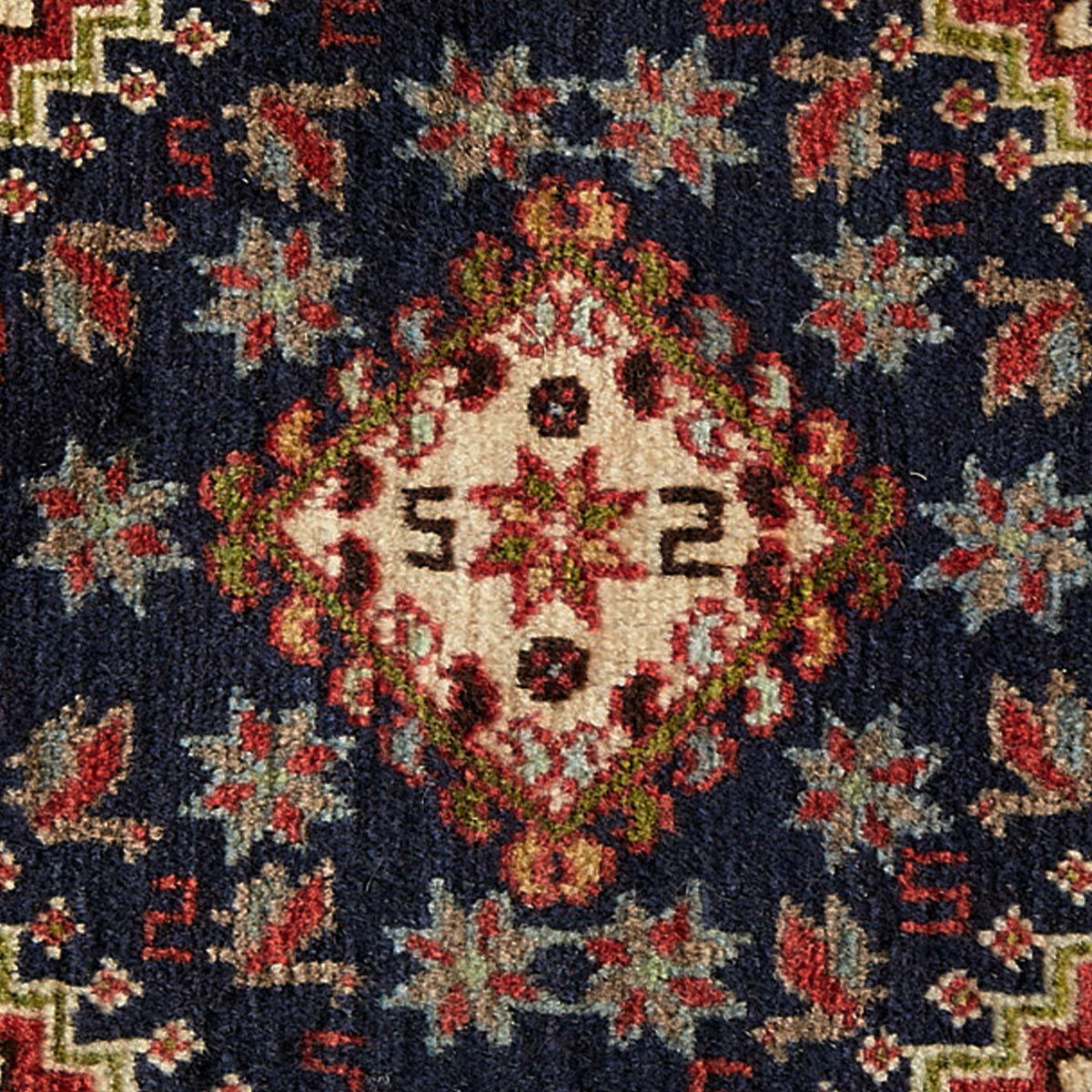 トライバル ヤラメ ラグ E-2804 05