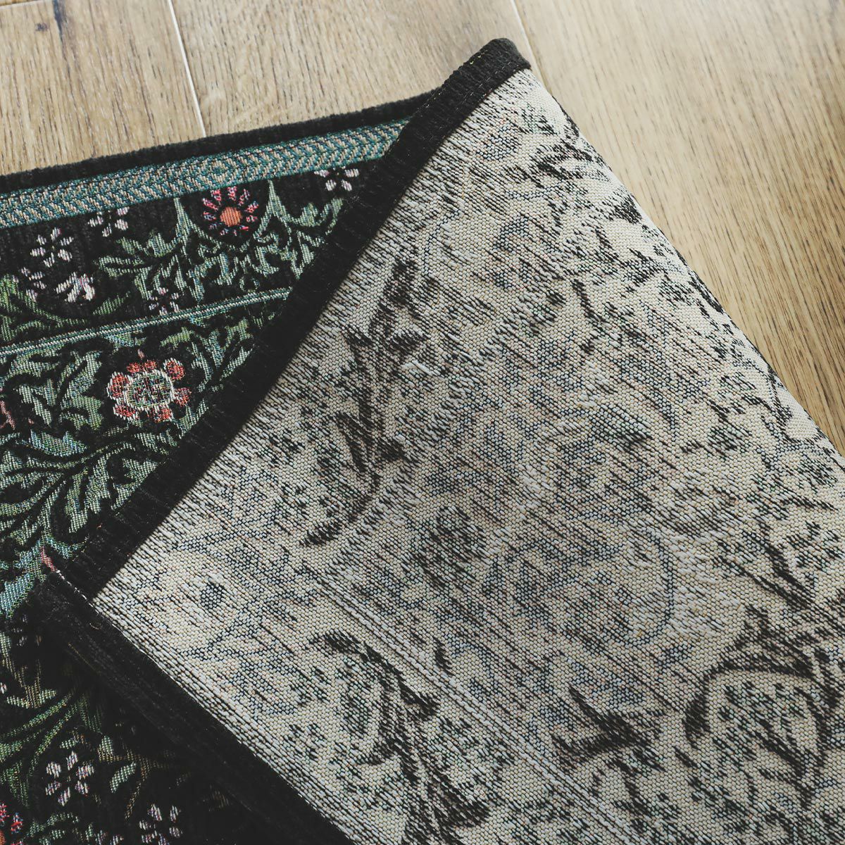 ブラックソーン マット 玄関マット | オーダーカーペット・ラグのFROM