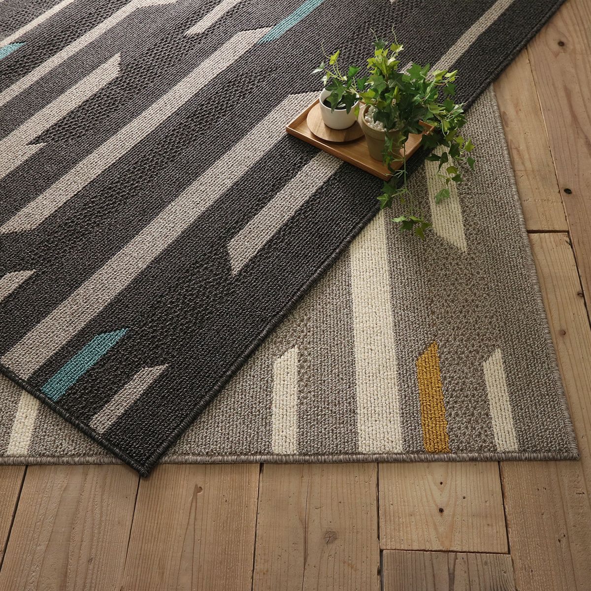 トリック ラグ | オーダーカーペット・ラグのFROM FLOOR