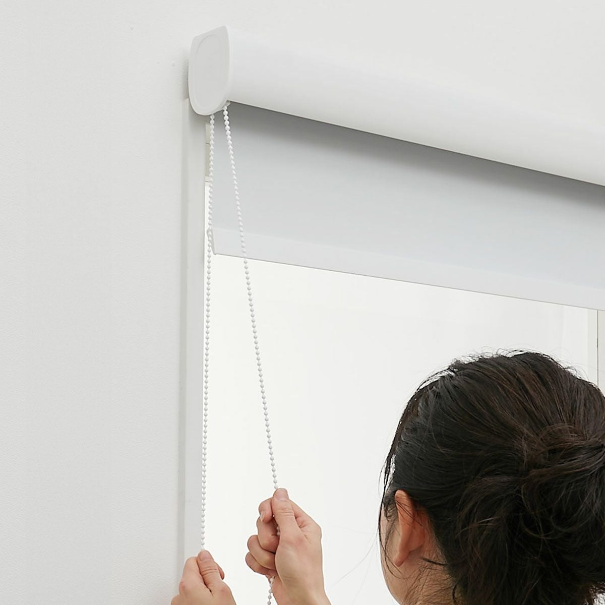 ロールスクリーン非遮光11