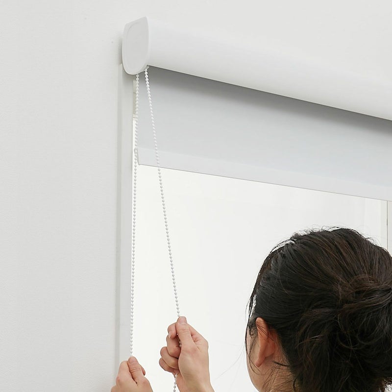 ロールスクリーン非遮光11