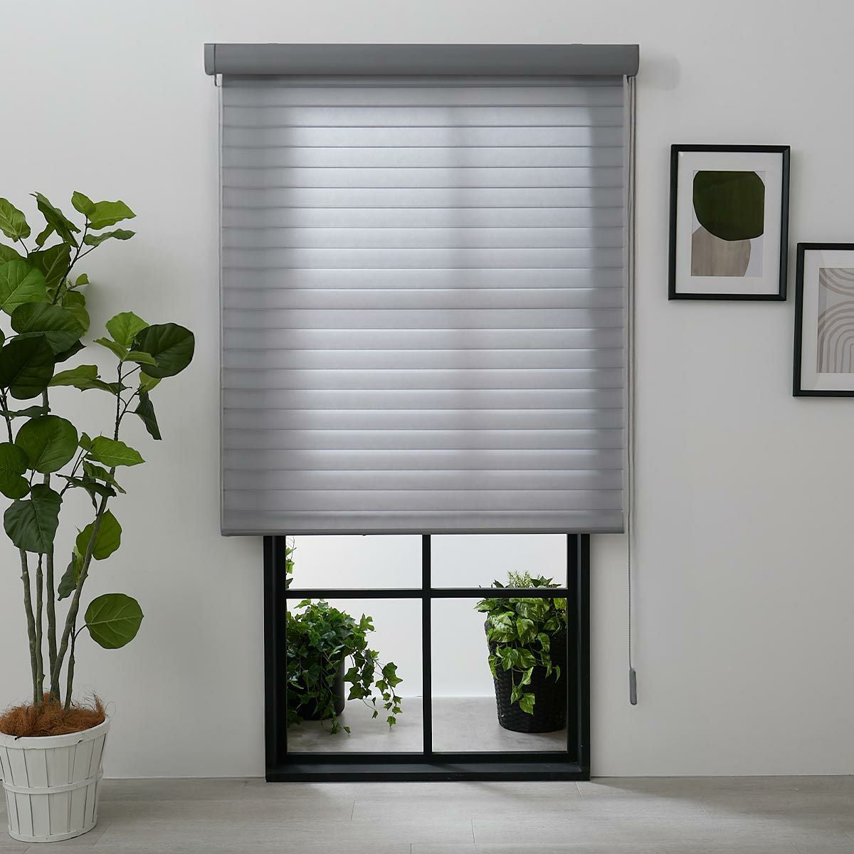 立体調光ロールスクリーン　ハイグレード06