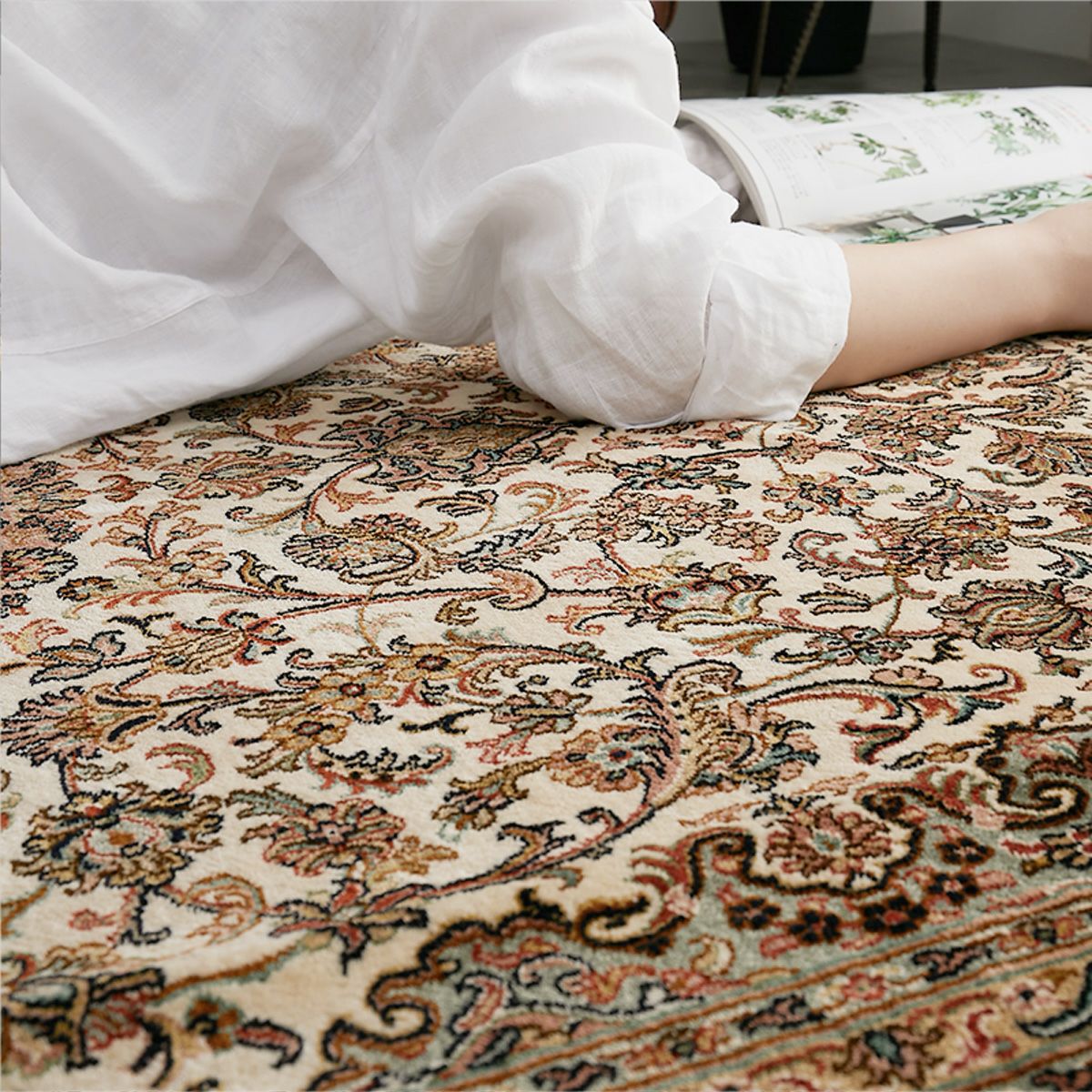 美しいデザインのラグ・カーペット、インドカシミール絨毯 カシミール シルクラグ #1 ラグ | オーダーカーペット・ラグのFROM FLOOR