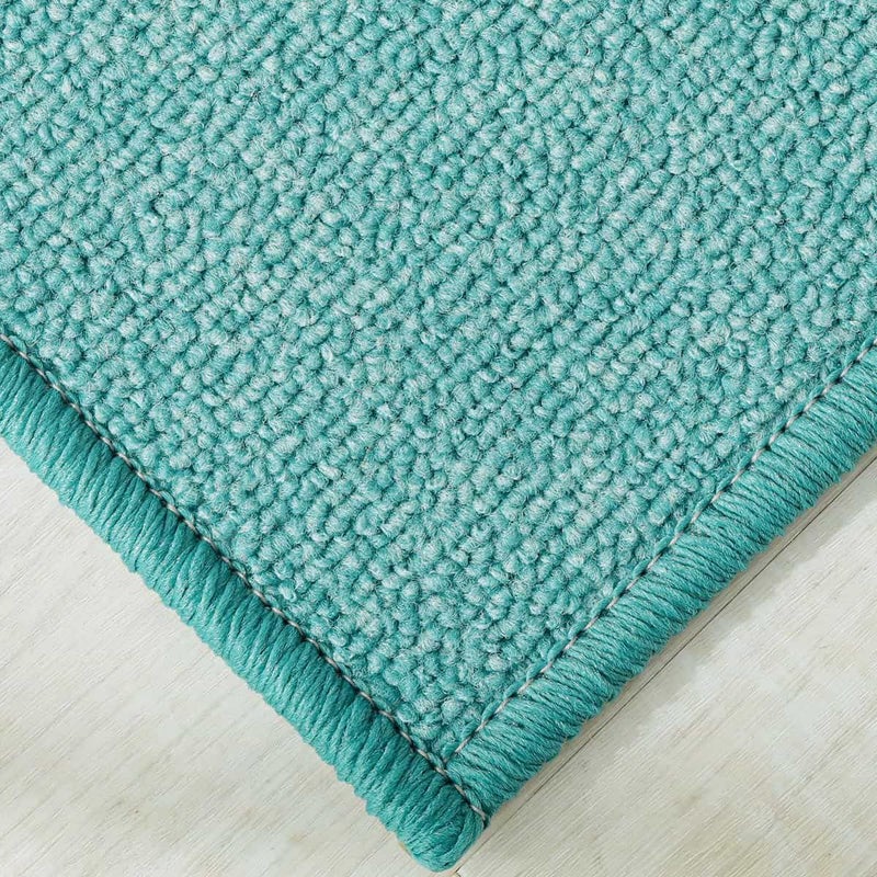 ピーコックブルー