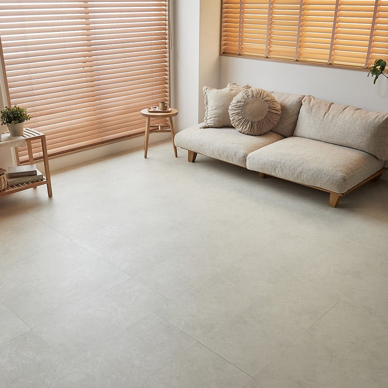 フロム グレイッシュベージュ 部屋全体