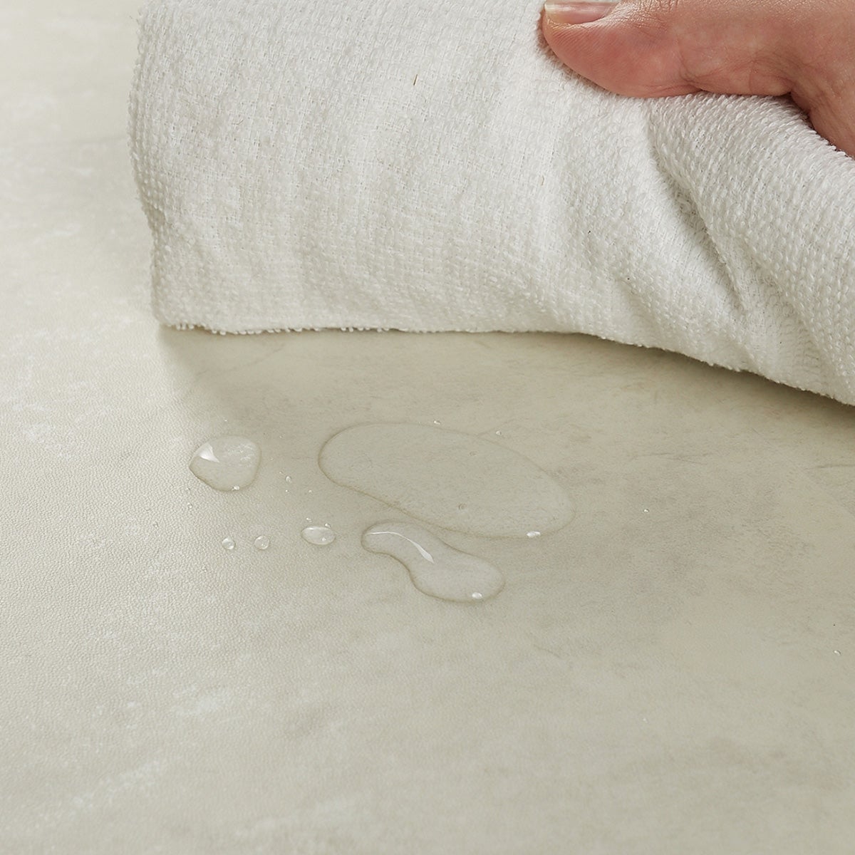 フロム グレイッシュベージュ 撥水する画像