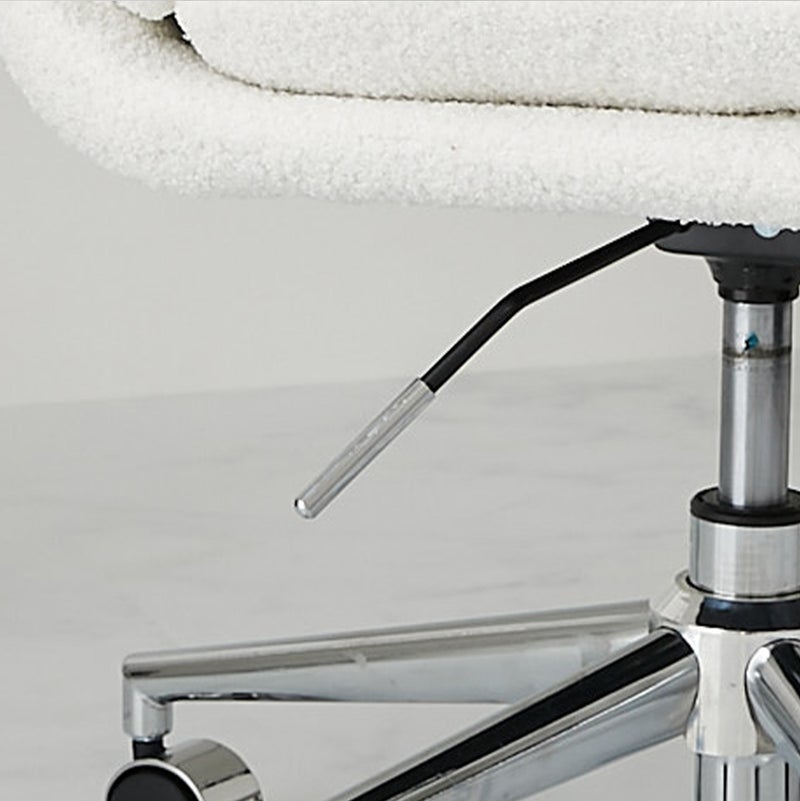 高さ調整用レバーのアップ