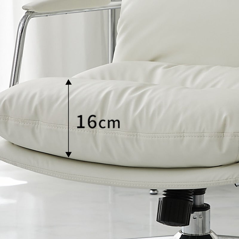 座面の厚みの詳細