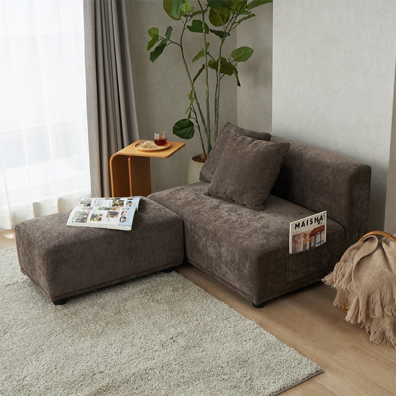 オットマンとして使用しているイメージ ダークブラウン