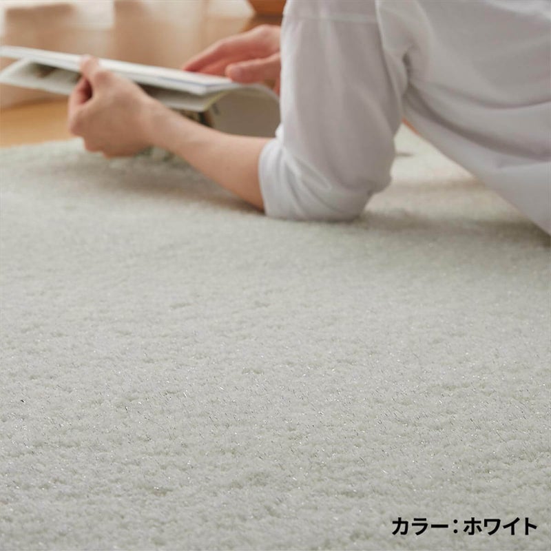 寝ころんで使用してもへたりにくい様子